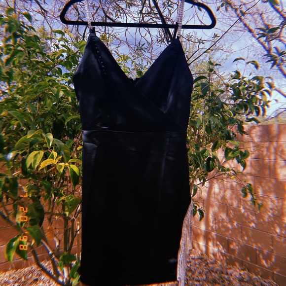 CLUB DRESS - Picture 2 of 4